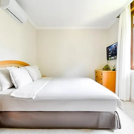 Santa Marina - Designer With Sea View Terrace & Pools * 소조폴
