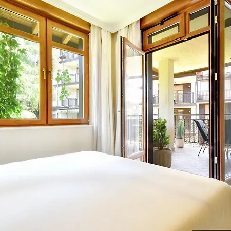 Santa Marina - Designer With Sea View Terrace & Pools 아파트 *