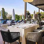 Apartment Santa Marina - Designer With Sea View Terrace & Pools Sozopol