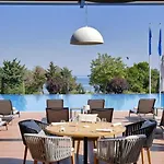 Santa Marina - Designer With Sea View Terrace & Pools Apartment