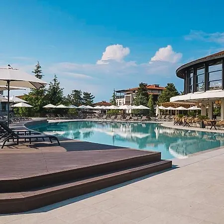 Santa Marina - Designer With Sea View Terrace & Pools *