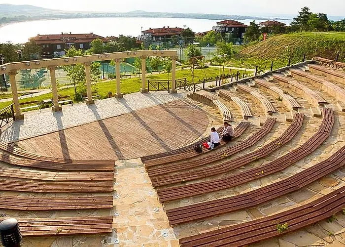 Santa Marina - Designer With Sea View Terrace & Pools 소조폴