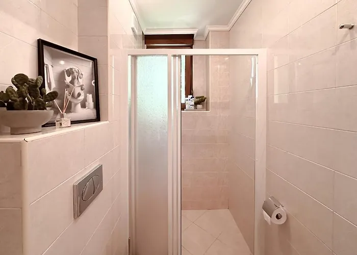 Santa Marina - Designer With Sea View Terrace & Pools 아파트 *