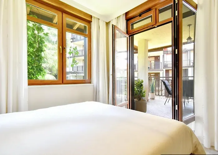 Santa Marina - Designer With Sea View Terrace & Pools 아파트 *