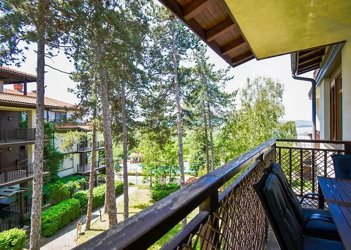 Santa Marina - Designer With Sea View Terrace & Pools *